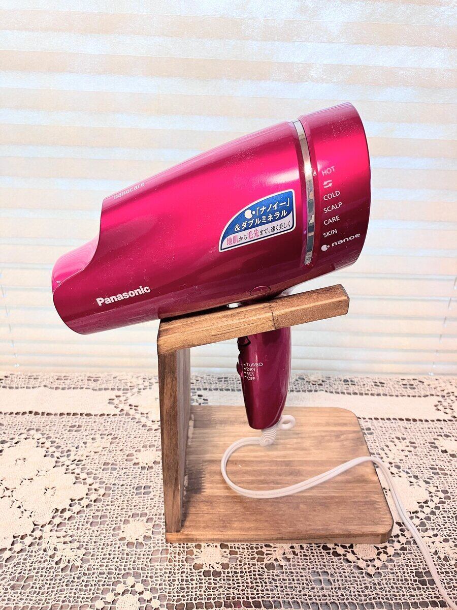 スタンド式ヘアドライヤー 赤と白 楽天市場】「マリ・クレール」コンパクトヘアドライヤー(MC-509