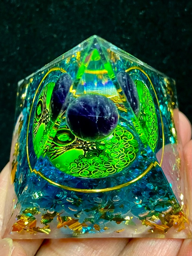 8) 天然石・オルゴナイト