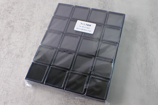 20個セット【3cm×3cm】ルースケース　黒