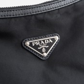 プラダ ショルダーバッグ ブラック ナイロン ヴィンテージ