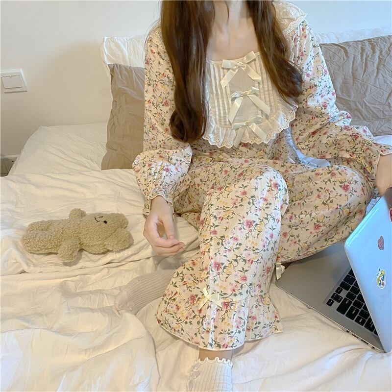 スタイルフローラルオータム ロング 大人ガーリー スウィート キュート カジュアル 秋物 花柄 萌量不足69849722976