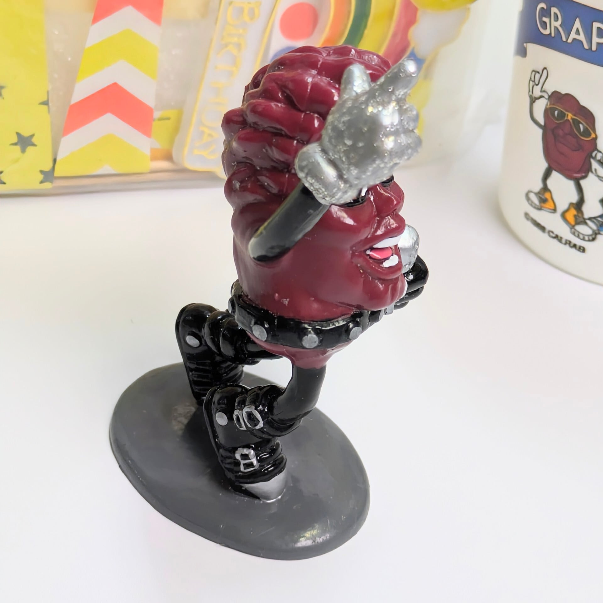 ☆ VINTAGE ☆【California Raisins（カリフォルニアレーズン）】 Birthday cake Decoration SET with Michael Jackson Raisin＆cup / マイケルレーズン 〚アメリカン雑貨 アメトイ〛