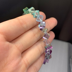 グラデーションキューブフローライトブレスレット