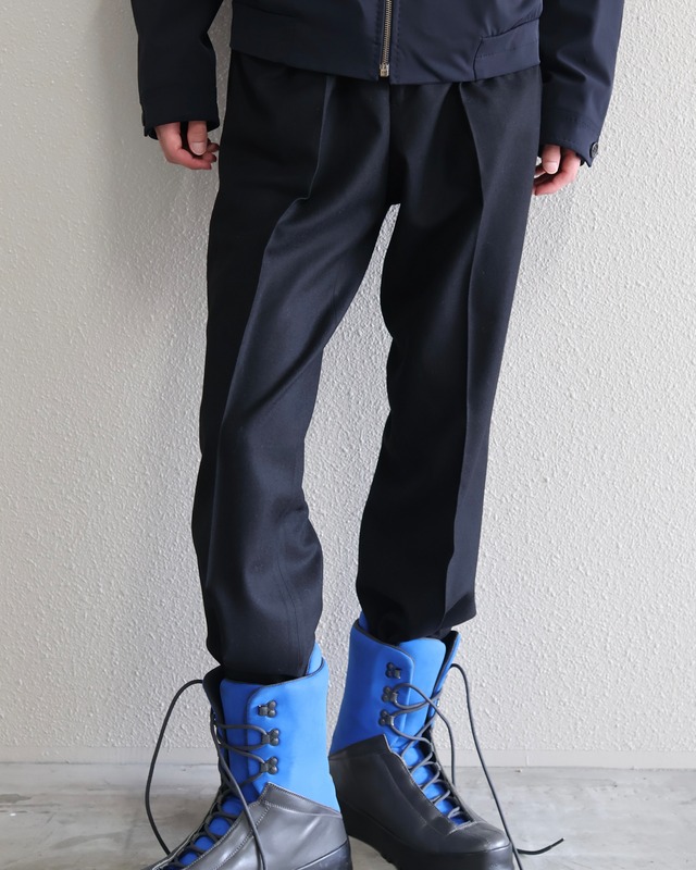 【MIUMIU】cropped trousers