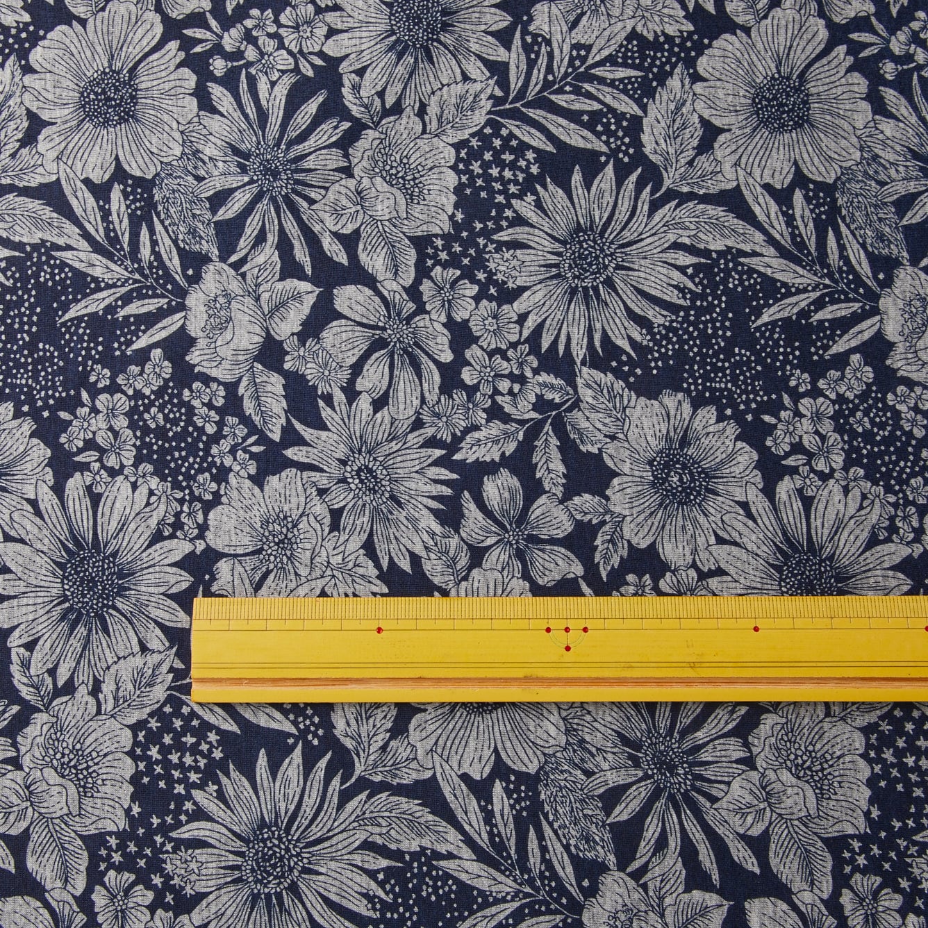 comugi✳︎ハンドメイド✳︎テラゾー柄　ニット生地　アイボリー 97-137-2m-ニット生地-花柄-アイボリー | 生地のM