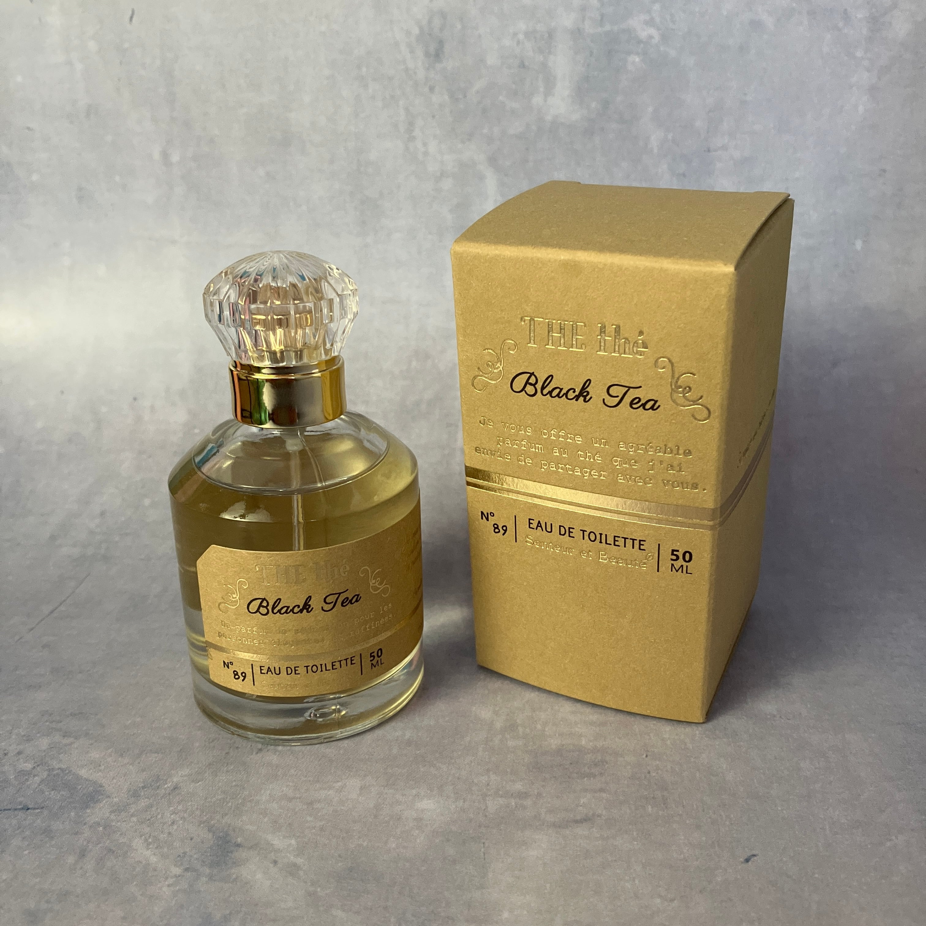 オードトワレ ブラックティー サンタール・エ・ボーテ