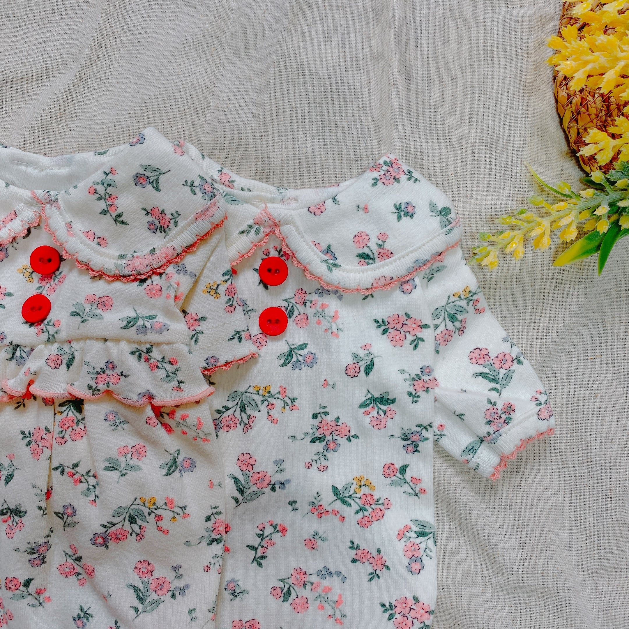 【SALE】コスモス Tシャツ/ワンピース XS ~ XL /  犬服 新作 可愛い 犬の服 お揃い ペット ドッグウェア 小型犬 中型犬 猫 onepiece38