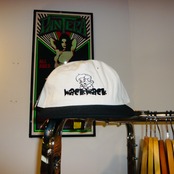 wackwack "FRIENDLY BUT OFF" 2tone cap