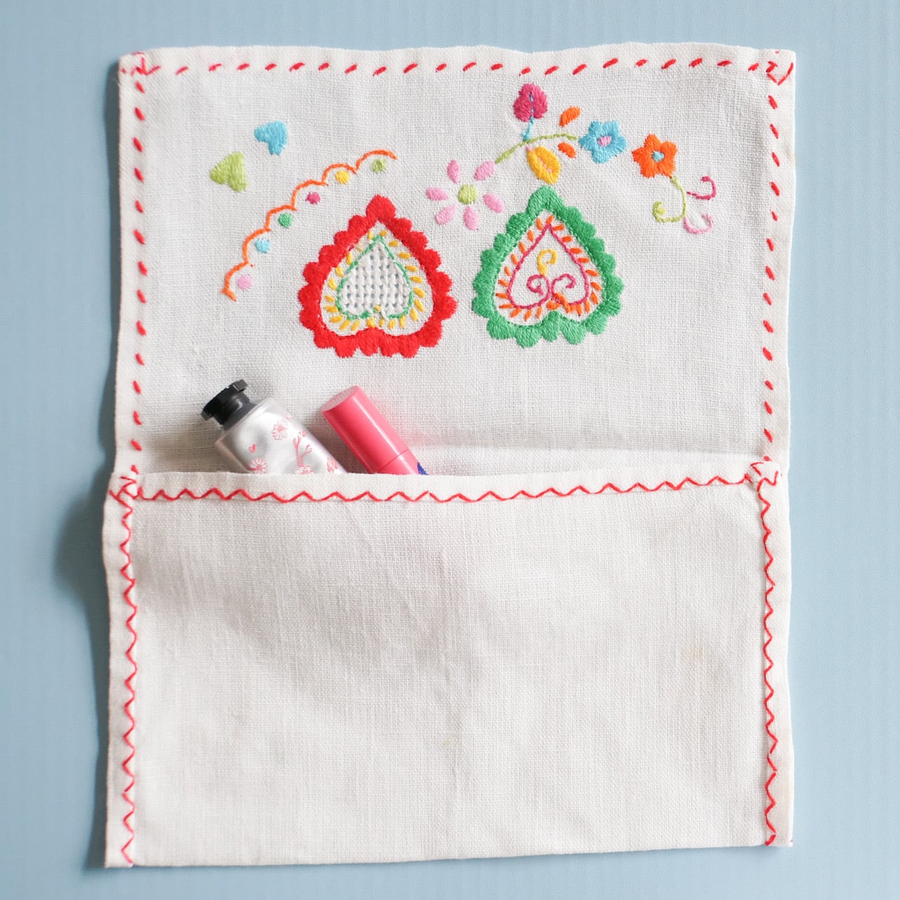 ♡Fa左1002 ポルトガル アンティーク ビンテージ 刺繍人形 2点まとめ ポルトガル 伝統刺繍のポーチ 1 | Anneli folkcraft