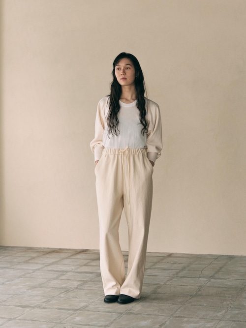 Bolero / elbow-length sleeves