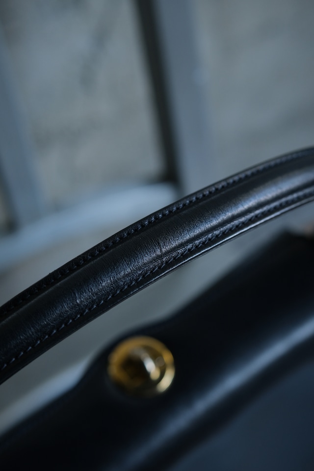 IORI/"GUCCI" hand bag/turn lock