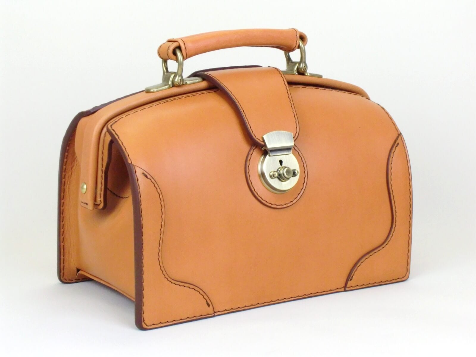 バッグ | 革工房dEo