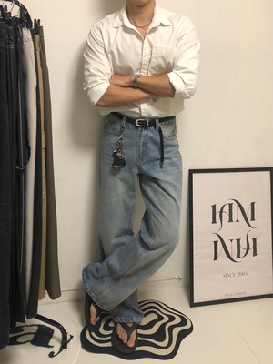 Relaxed Boots-cut Denim [Light Blue]