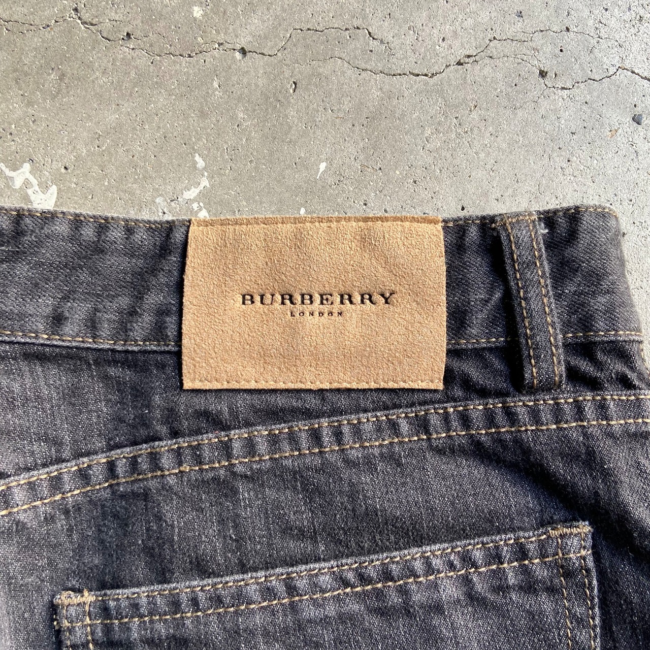 BURBERRY LONDON バーバリー ロンドン ストレート ブラック デニム 