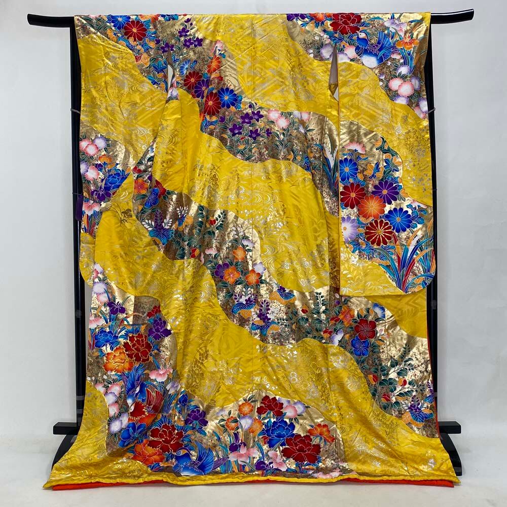 本振袖 引き振袖 正絹 黄色 桜 ピンク 花柄 古典 刺繍 結婚式 比翼仕立て 裄66.5cm 身丈181.5cm Aランク 花嫁衣装 Mサイズ 3675