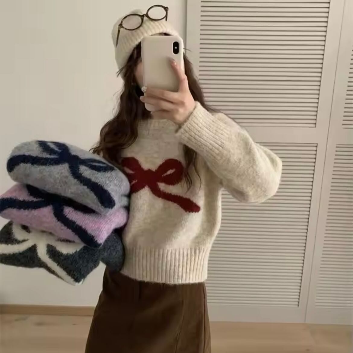 クルーネックリボンニット