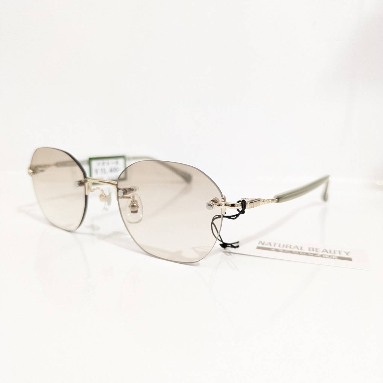 【NATURAL BEAUTY】多角形ツーポイントフレーム サングラス ホワイトゴールド