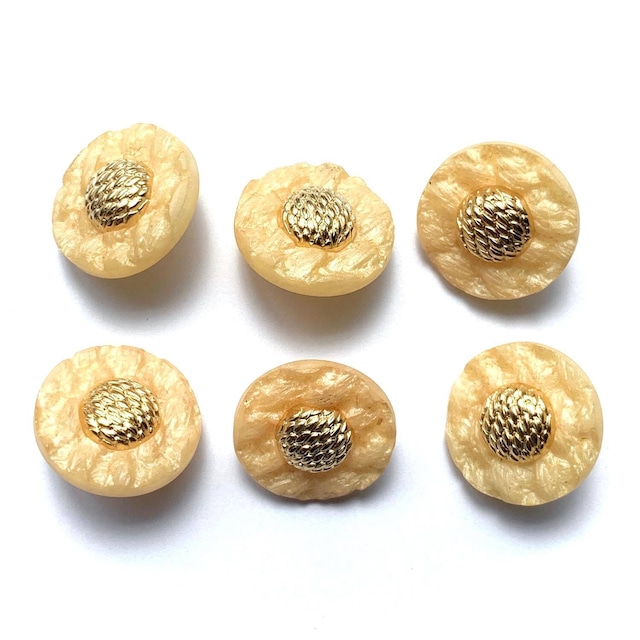 〈最終入荷〉《オンライン限定》もこもこお花ラウンドヴィンテージボタンS（18mm）