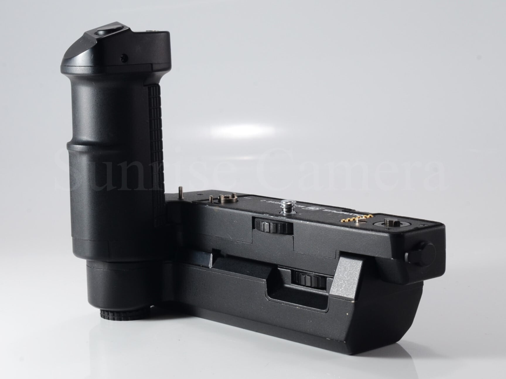 中古】OLYMPUS OM MOTOR Drive 2/ CONTROL PACK/ 充電器付 オリンパス
