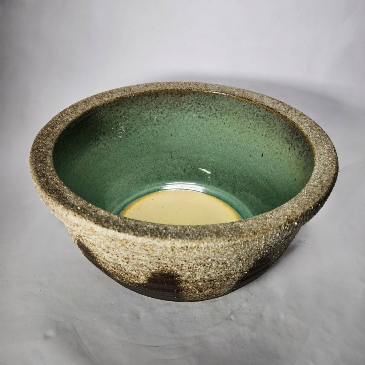 灰釉ひねり水鉢 13号 ／睡蓮鉢（信楽焼き・陶器・水鉢・めだか鉢