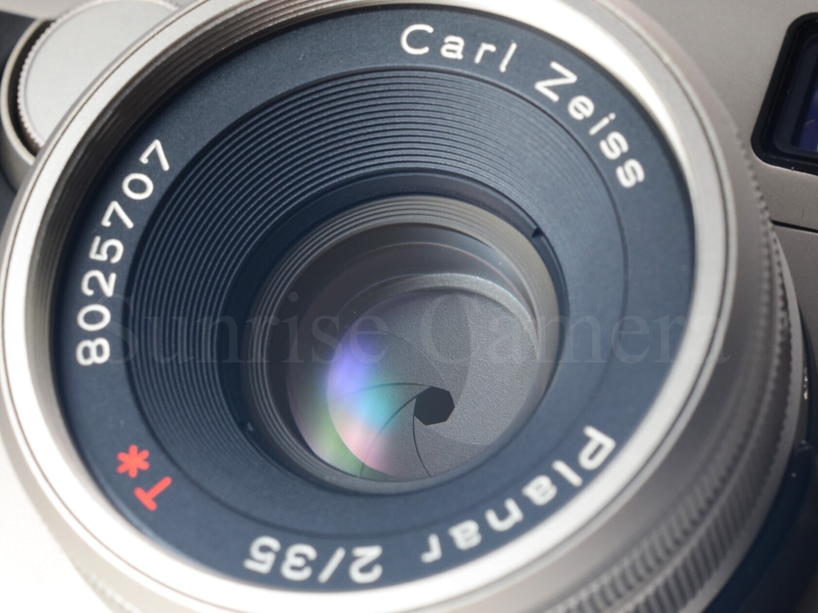 CONTAX G2 / Carl Zeiss T* Planar 35mm F2 整備済 革ケース付