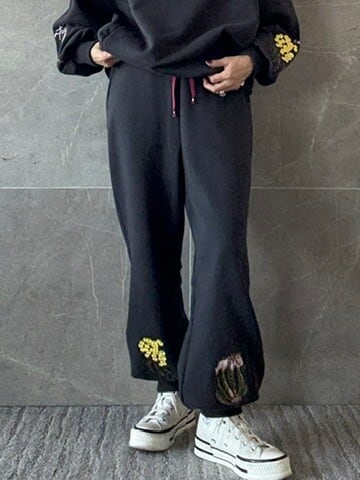 フラワー刺繍 スゥエットパンツ <Masaco Teranishi >