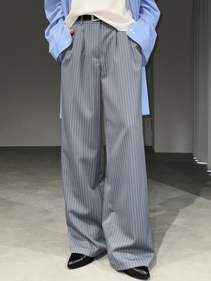 pin stripe wide tuck trousers / gray × white