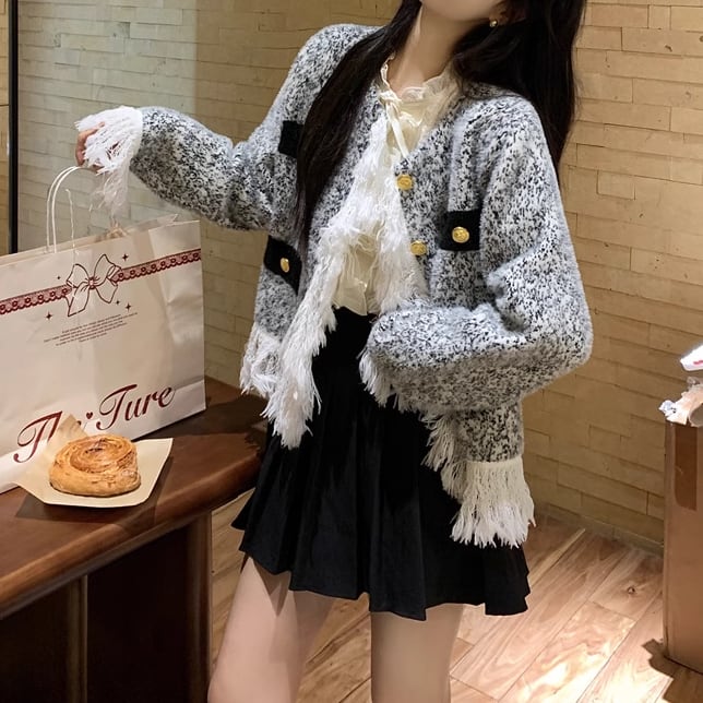 フリル付きブラウスとカーディガンのセット たのし 