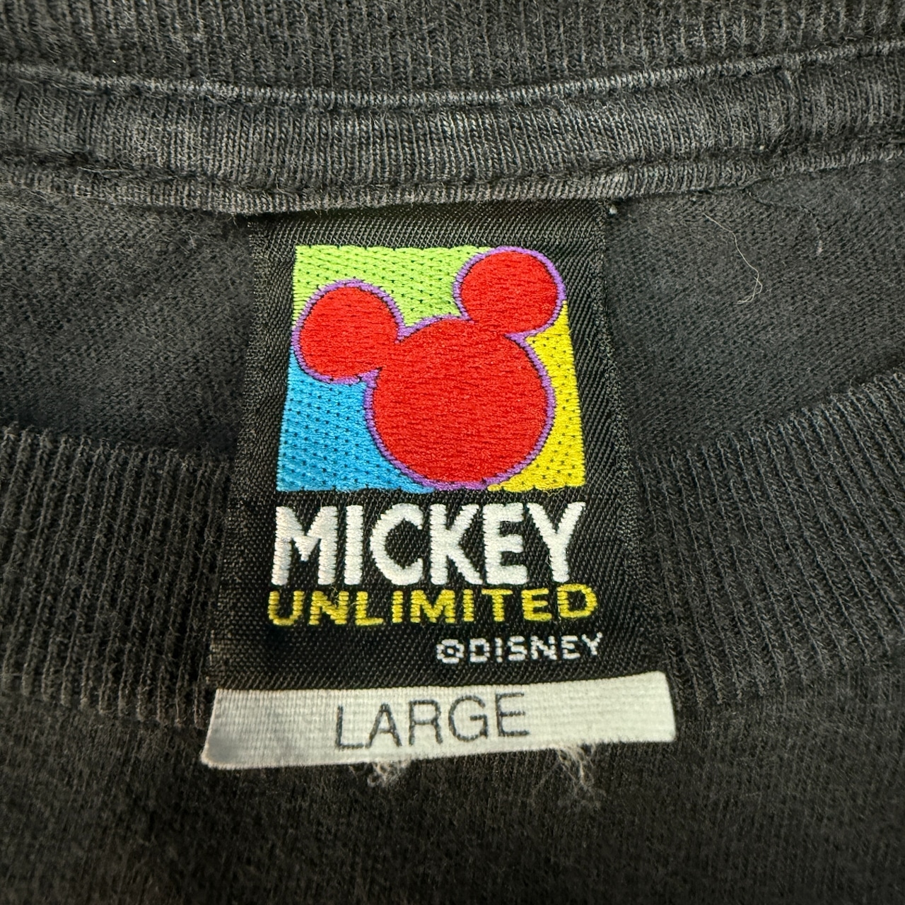 【DISNEY】90sミッキーマウス "Metallic Fireworks" グラフィック Tシャツ