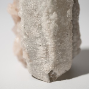 ピンクカルサイト キャンドルクォーツ / 原石 標本