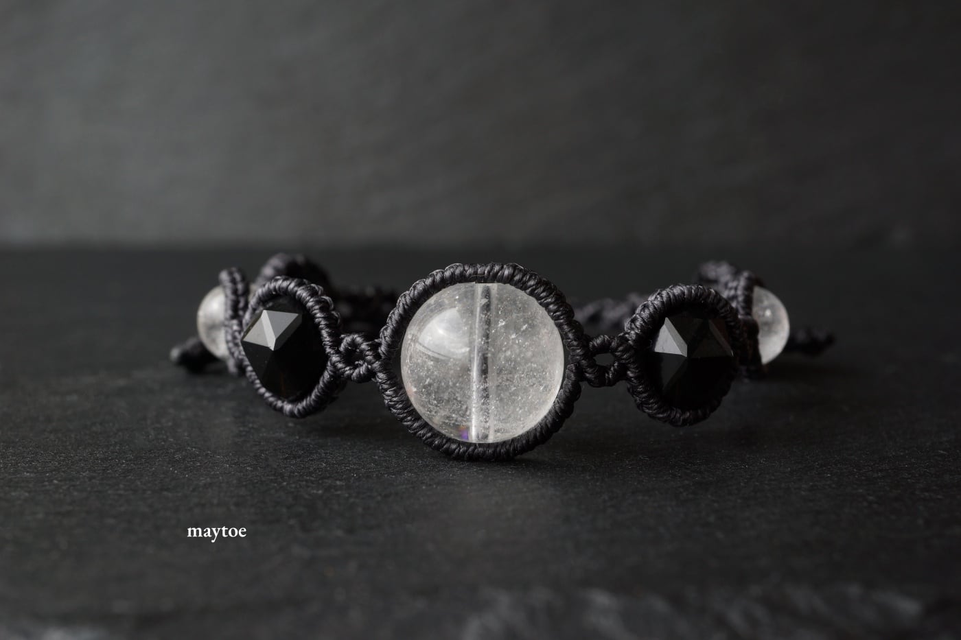 日常使いのお守りに♢マニカラン産ヒマラヤ水晶＆モリオン(黒水晶)の