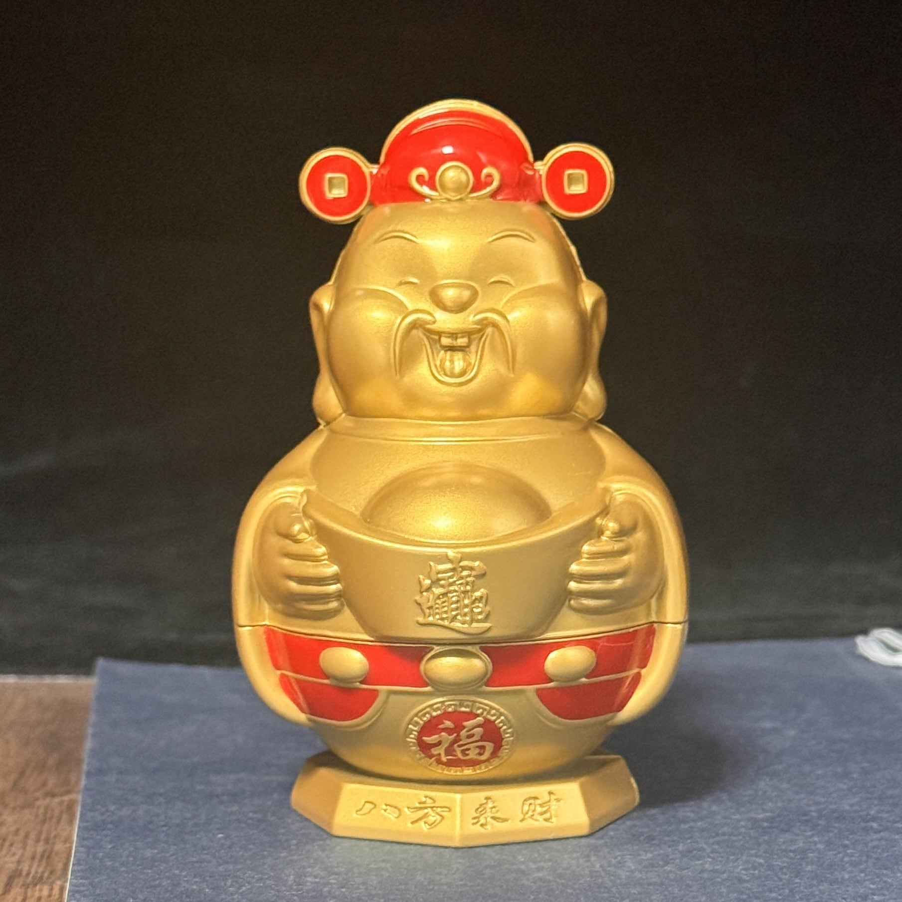 雄牛 置物 オブジェ 風水 金運 金色 インテリア 開運グッズ 縁起物