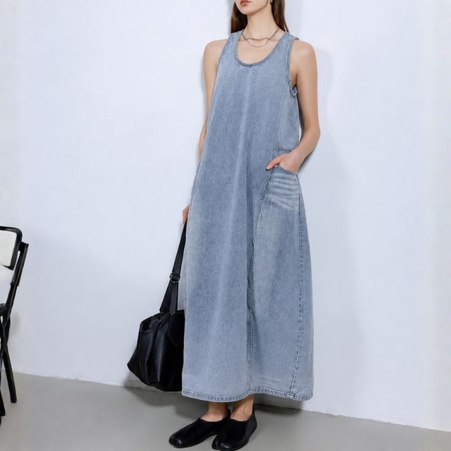 Curve silhouette denim one piece 2 colors　V2898