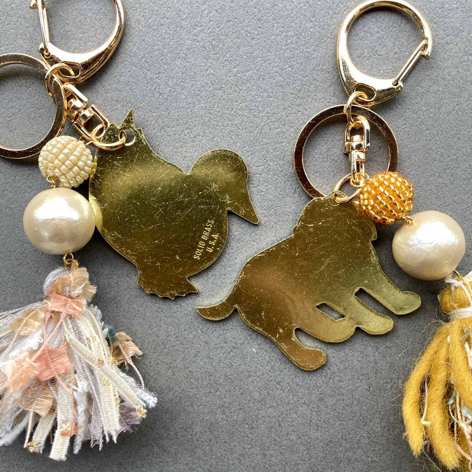 真鍮アニマルチャームとAVRILタッセルのバッグチャーム | Dua