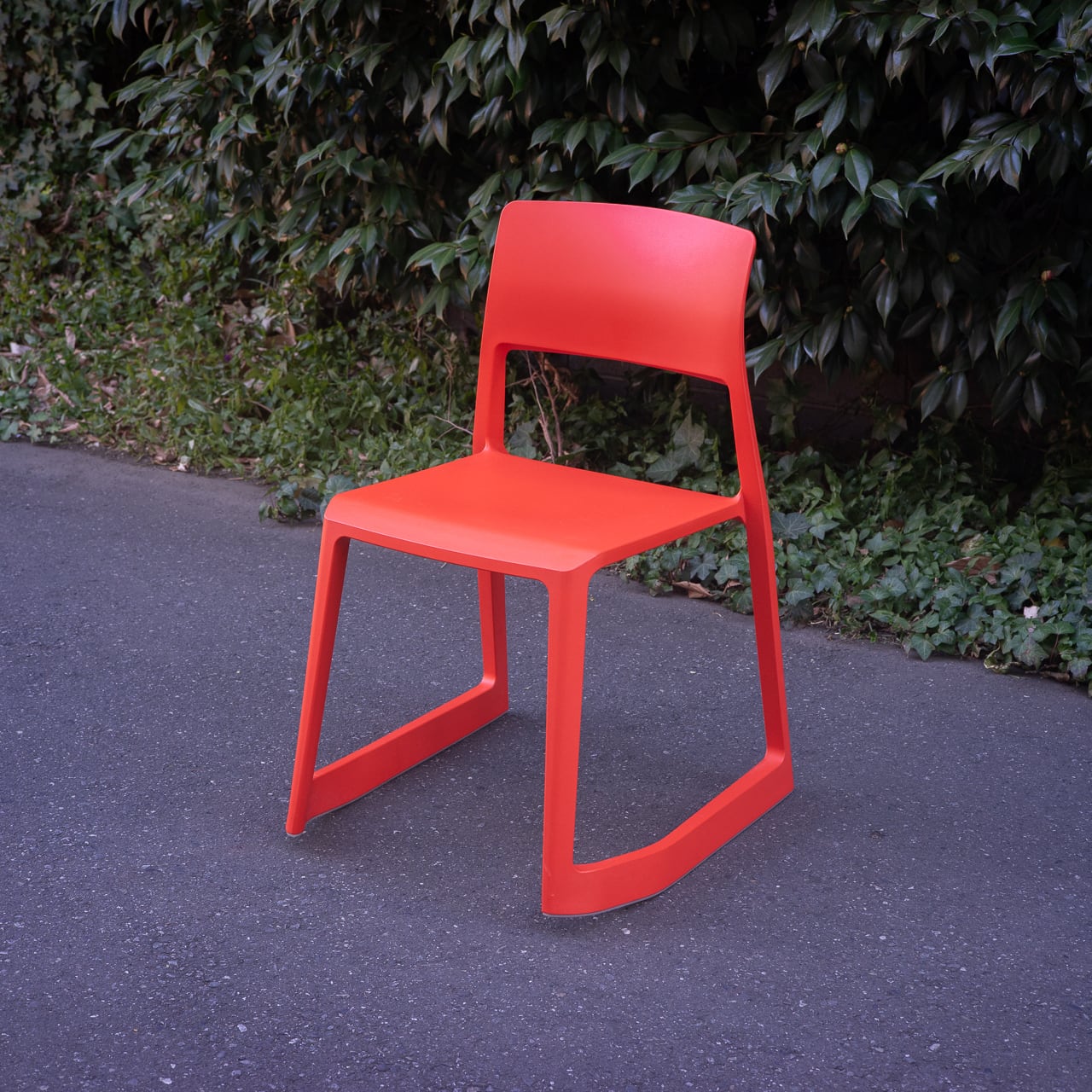 Vitra Tip Ton Red | トリノス-torinoth- | 新宿区神楽坂のリサイクル