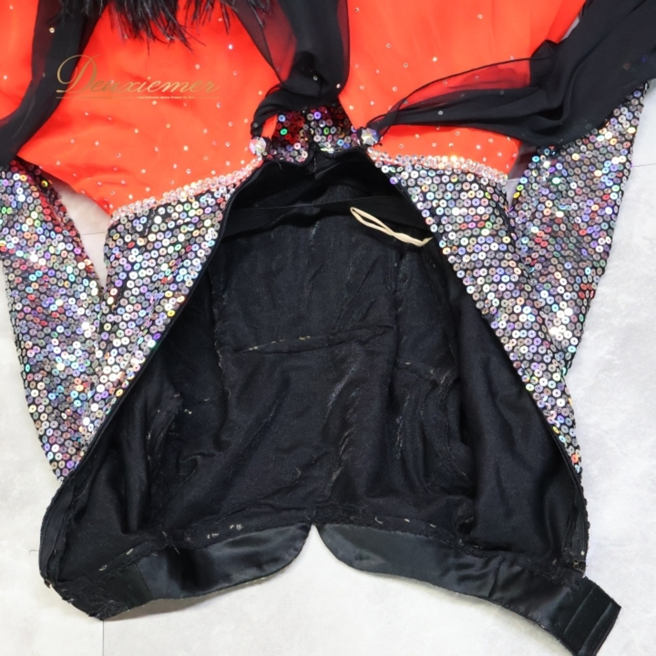 社交ダンス 衣装 スタンダードドレス ワンピース ドレス ブラック系 レッド系 シルバー系 赤 黒 シルバー フロート レース ファー デモ 競技 ボリューム ダンス パーティ 発表会 スパンコール 豪華