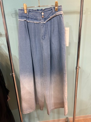 GALENA　グラデーションデニムパンツ　70060-1105