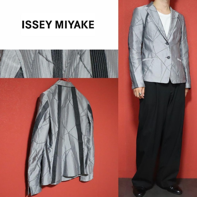 ISSEY MIYAKE