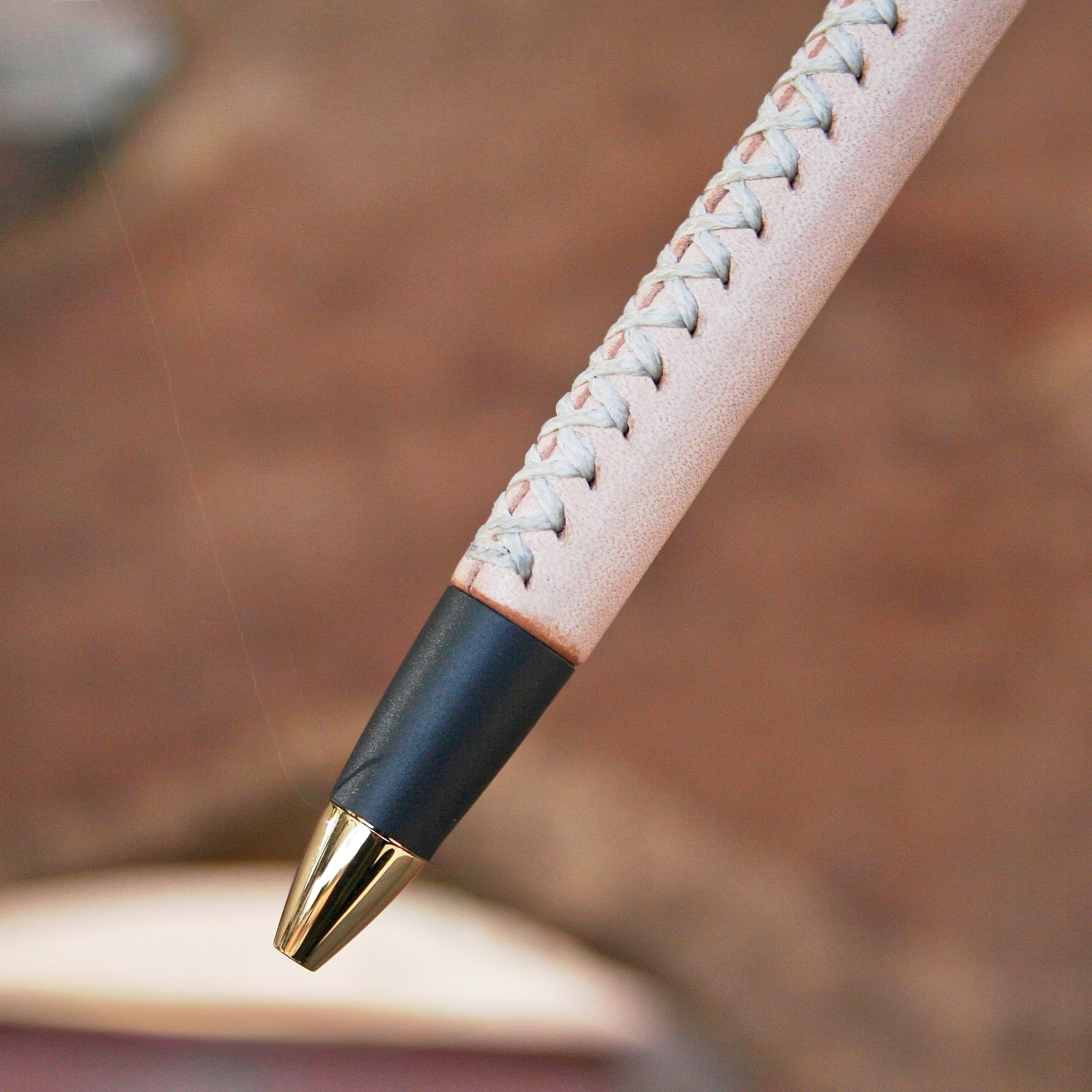 革軸ペン【ヌメ革 ナチュラル】 | Schicksal