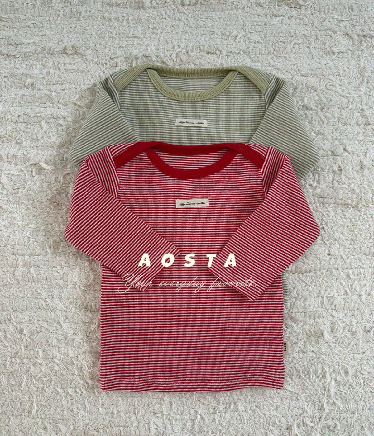 送料無料【予約】/ スウィートソアーTシャツ / aosta