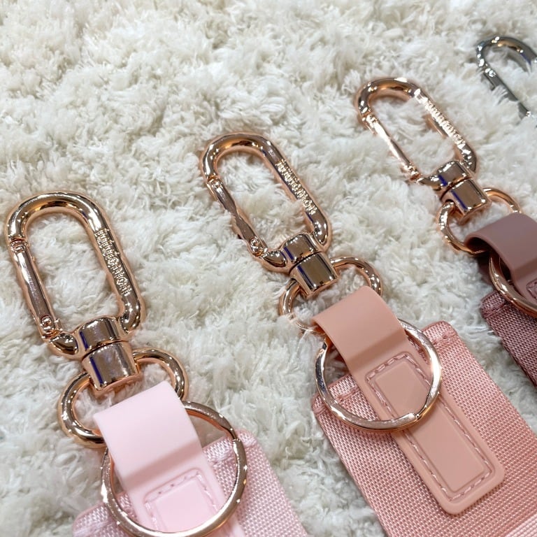 lululemon】ルルレモン Never Lost Keychain カラビナ付き キー