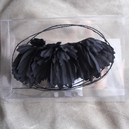 TOWAVASE(トワヴァーズ）Volant silk robeシルク ショートローブ/black(ブラック)
