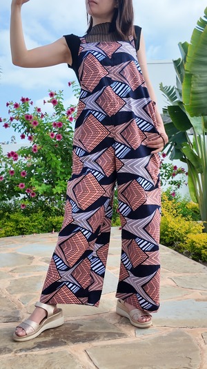 サロペット = cube=