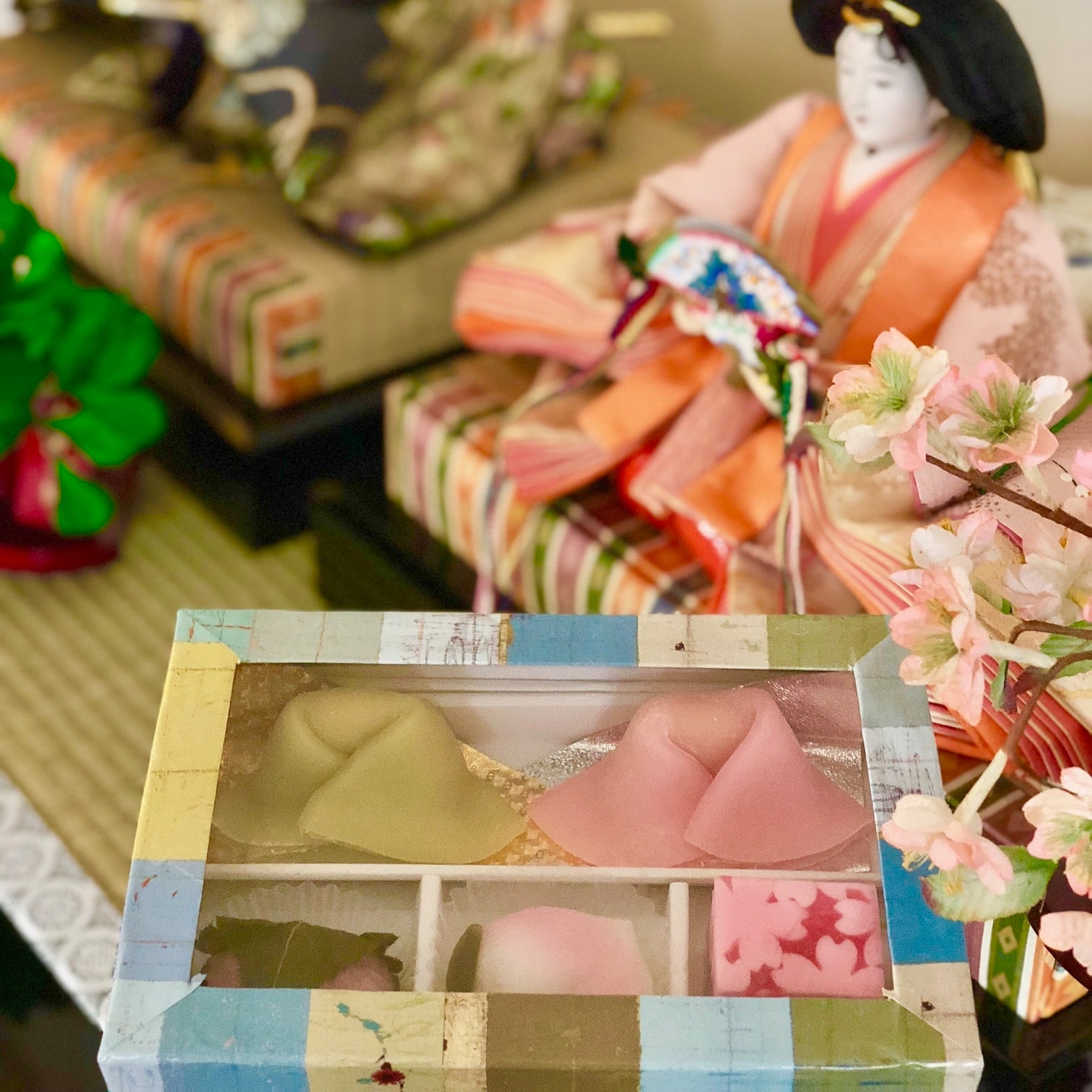 おひな様セット（上生菓子5個入／冷凍発送） | 中津菓子 かねい