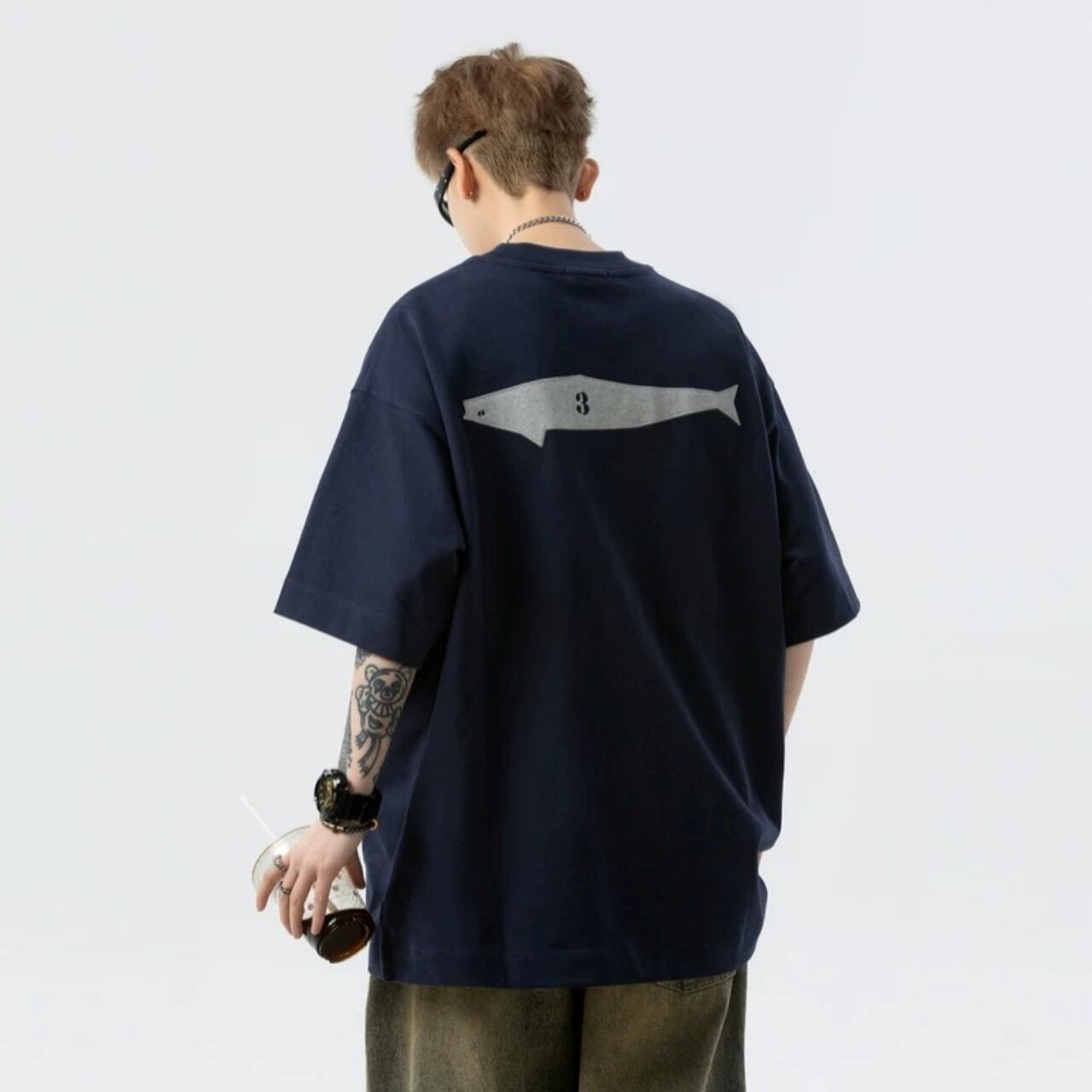 バックフィッシュモチーフボリュームシルエットTシャツ 2col   A00115
