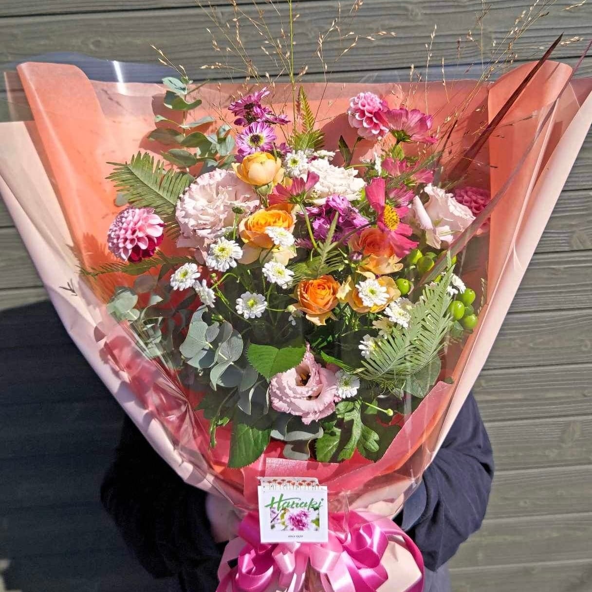 季節のお花を使ったおまかせ花束M | Hanaki