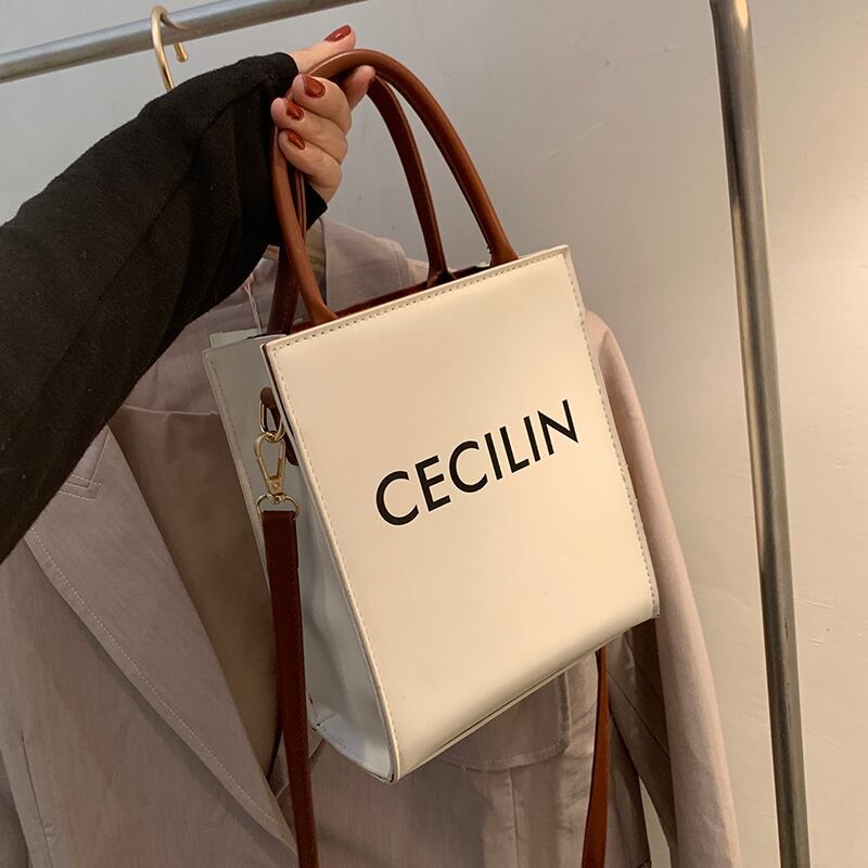 レッド スクウェア メッセンジャーバッグ Tiancai_Wing_Bag55857810580