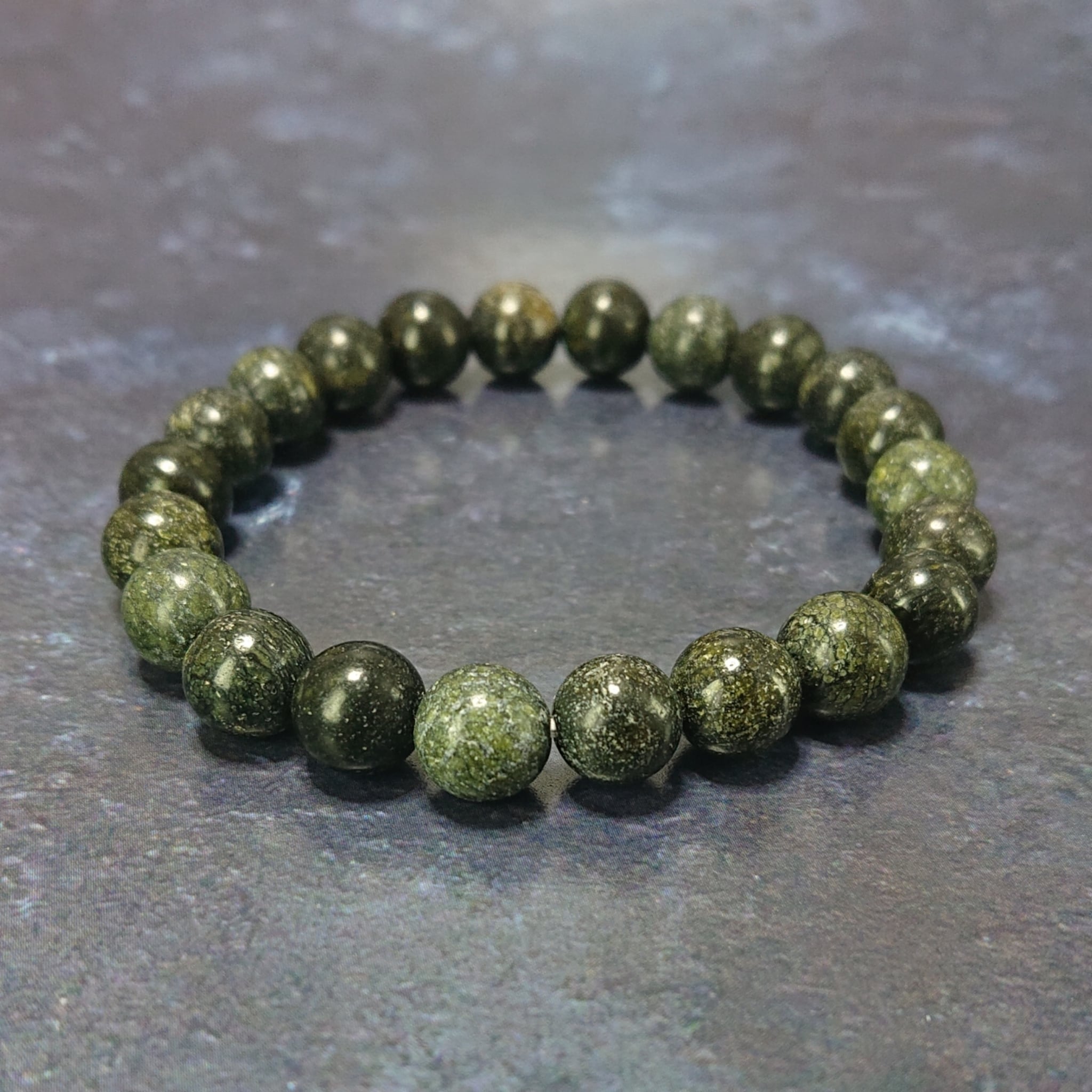 馬の彫刻【蛇紋石】サーペンティン 馬の彫刻【蛇紋石】サーペンティン