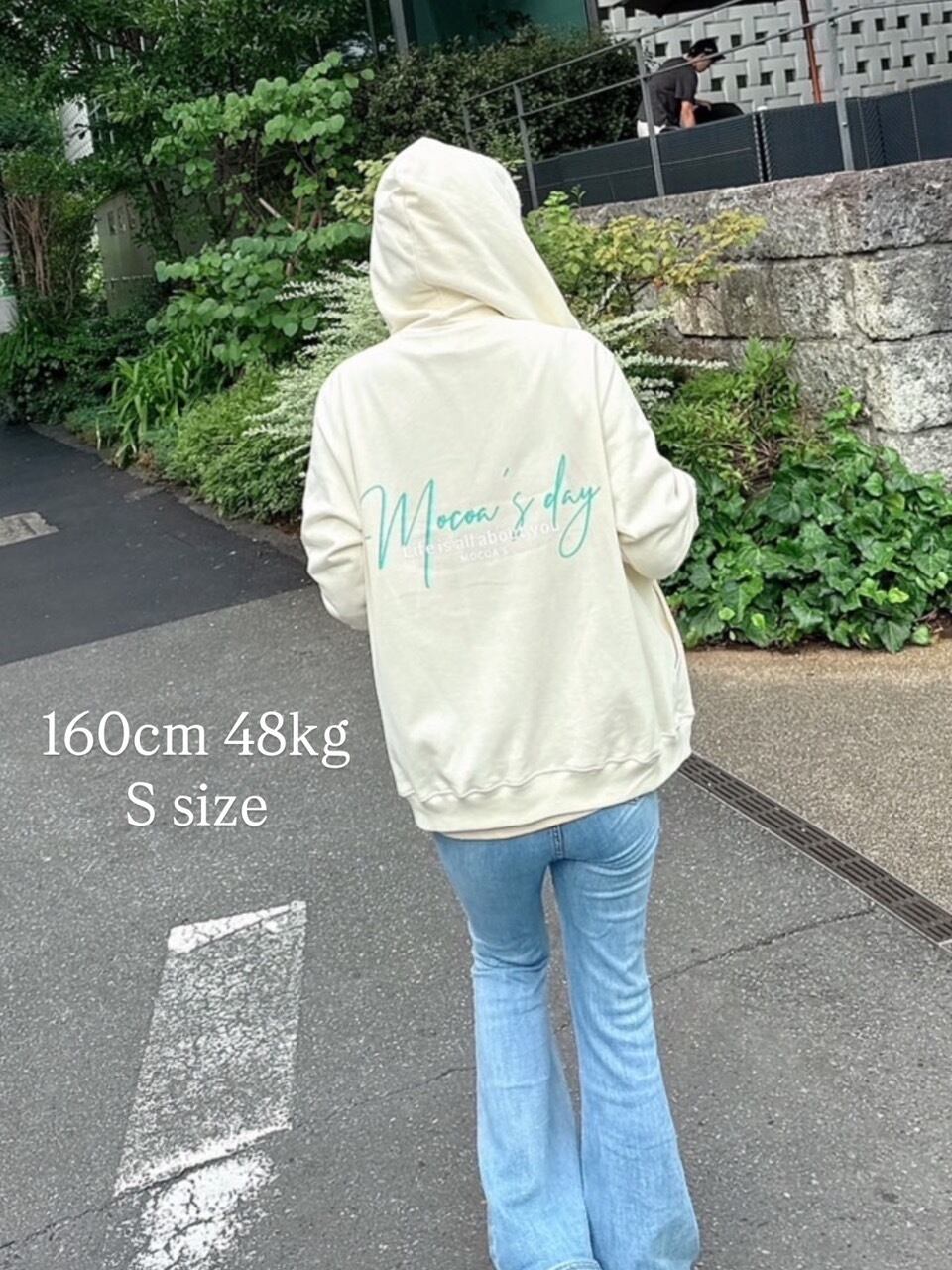 再入荷！LIFE IS ALL ABOUT YOUジップパーカー￥7,200+tax | mocoa's inc