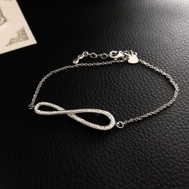 スワロフスキークリスタルブレスレット シルバー925 (保存袋付き)